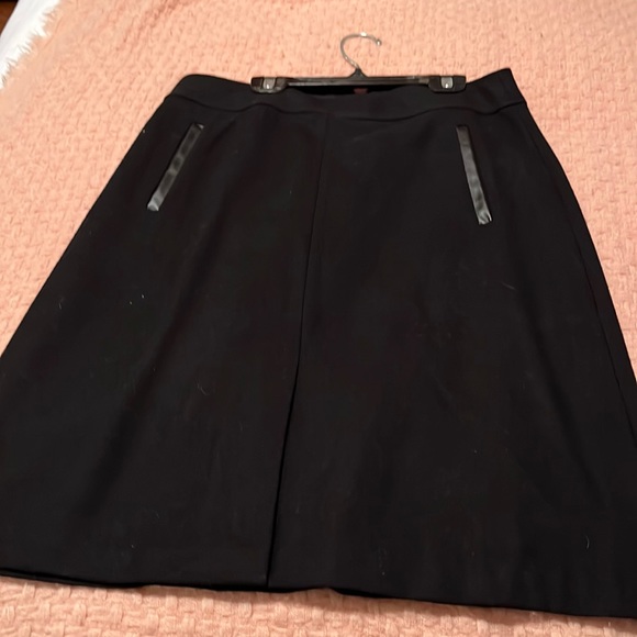 Black wool Banana Republic skirt size 6 - Picture 1 of 4